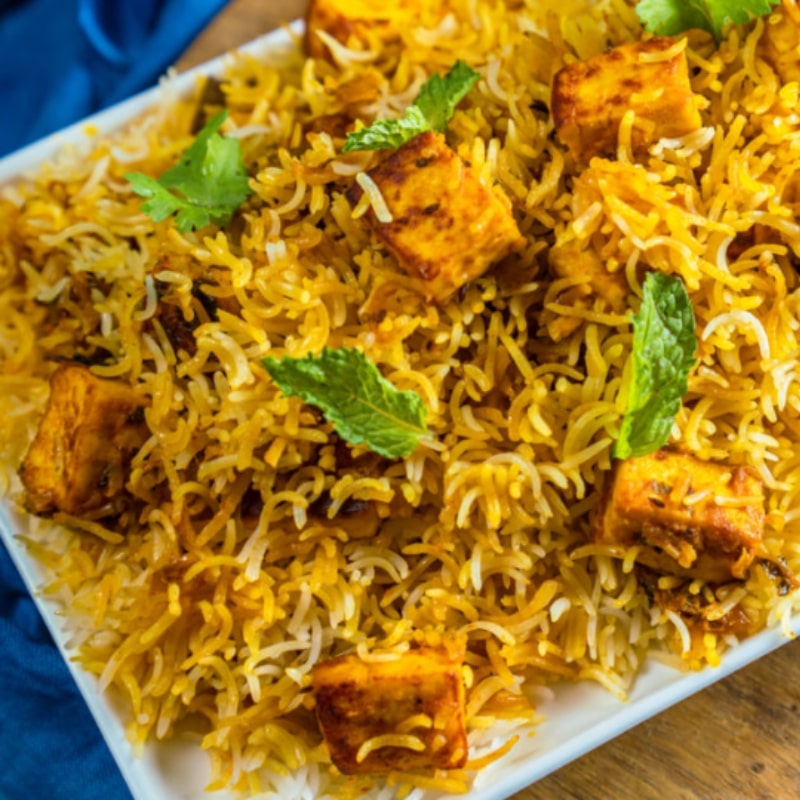 vegetable paneer dum biriyani (hyderabad style) (v) vegetable paneer dum biriyani (hyderabad style) (v)